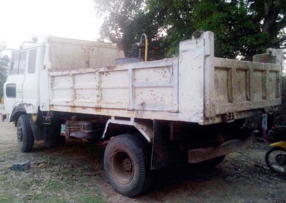 HINO FD 185 HP HO7C หกล้อดั๊มพ์ กระบะดั๊มพ์เหล็ก 5 ตันความยาว 3.60 เมตรสภาพดีพร้อมบรรทุกหนักได้เลย เครื่องยนต์ 185 แรงแน่นดีแรงไม่มีเยิ้ม ภายในห้องเก๋งคอนโซลสวยครบ แอร์เย็น พวงมาลัยเพาเวอร์ ระบบเบรคทริ๊ปฟี้ครบครัน ช่วงล่างแน่นคัชซีไม่มีบวม ยาง 8.25 ขอบ 16 HINO FD 185 HP HO7C หกล้อดั๊มพ์ กระบะดั๊มพ์เหล็ก 5 ตันความยาว 3.60 เมตรสภาพดีพร้อมบรรทุกหนักได้เลย เครื่องยนต์ 185 แรงแน่นดีแรงไม่มีเยิ้ม ภายในห้องเก๋งคอนโซลสวยครบ แอร์เย็น พวงมาลัยเพาเวอร์ ระบบเบรคทริ๊ปฟี้ครบครัน ช่วงล่างแน่นคัชซีไม่มีบวม ยาง 8.25 ขอบ 16