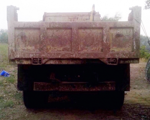 HINO FD 185 HP HO7C หกล้อดั๊มพ์ กระบะดั๊มพ์เหล็ก 5 ตันความยาว 3.60 เมตรสภาพดีพร้อมบรรทุกหนักได้เลย เครื่องยนต์ 185 แรงแน่นดีแรงไม่มีเยิ้ม ภายในห้องเก๋งคอนโซลสวยครบ แอร์เย็น พวงมาลัยเพาเวอร์ ระบบเบรคทริ๊ปฟี้ครบครัน ช่วงล่างแน่นคัชซีไม่มีบวม ยาง 8.25 ขอบ 16 HINO FD 185 HP HO7C หกล้อดั๊มพ์ กระบะดั๊มพ์เหล็ก 5 ตันความยาว 3.60 เมตรสภาพดีพร้อมบรรทุกหนักได้เลย เครื่องยนต์ 185 แรงแน่นดีแรงไม่มีเยิ้ม ภายในห้องเก๋งคอนโซลสวยครบ แอร์เย็น พวงมาลัยเพาเวอร์ ระบบเบรคทริ๊ปฟี้ครบครัน ช่วงล่างแน่นคัชซีไม่มีบวม ยาง 8.25 ขอบ 16