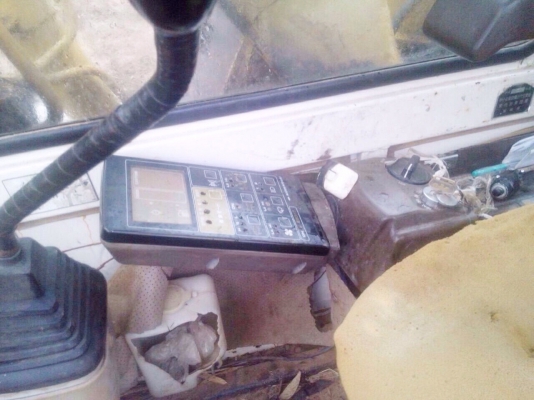 KOMATSU PC 120-5 เอกสารใบอินวอย รถบอดี้สวยเต็มดีพร้อมทำงานได้เลย เครื่องเดิมๆปั๊มเดิมทำงานเร็วไม่มีโหลด ภายในเก๋งคอนโทรลยาว แอร์เย็น ไฟฟ้าตัดมอเตอร์คันเร่ง หน้าจอครบ ภายนอกบูมอาร์มสวยไม่มีปะ เอวแน่น ช่วงล่างดีโรลเลอร์โซ่บูทใบแทรกประมาณ 65\% เฟลมไม่มีผุ สป๊ KOMATSU PC 120-5 เอกสารใบอินวอย รถบอดี้สวยเต็มดีพร้อมทำงานได้เลย เครื่องเดิมๆปั๊มเดิมทำงานเร็วไม่มีโหลด ภายในเก๋งคอนโทรลยาว แอร์เย็น ไฟฟ้าตัดมอเตอร์คันเร่ง หน้าจอครบ ภายนอกบูมอาร์มสวยไม่มีปะ เอวแน่น ช่วงล่างดีโรลเลอร์โซ่บูทใบแทรกประมาณ 65\% เฟลมไม่มีผุ สป๊