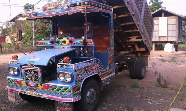 ขาย6ล้ออีแต๋นเครื่องยนต์100แรงฝาดำ Fหน้าหลัง สโลว์กลาง พ.เพาเวอร์ กระบะสวย กระบอกดัมพ์ดี สภาพพร้อมใช้งาน อู่ พิมาย ทวีทรัพย์