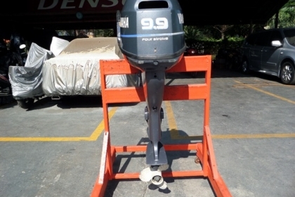 ขาย เครื่องเรือYAMAHA 9.9 แรง 4 จังหวะ สภาพสวยพร้อมใช้ เครื่องติดง่ายเดินดี ราคา 42,000
