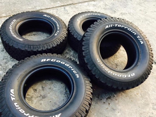 ขายยาง BF Goodrich All-terrain 265 75 r16 ปี13 หนวดติดตุ่ม