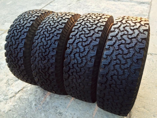 ขายยาง BF Goodrich All-terrain 265 75 r16 ปี13 หนวดติดตุ่ม