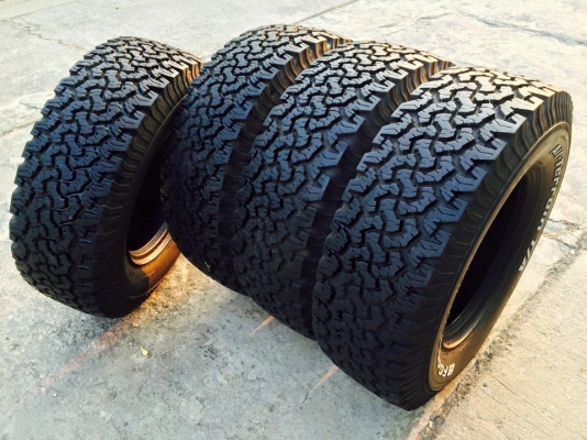 ขายยาง BF Goodrich All-terrain 265 75 r16 ปี13 หนวดติดตุ่ม