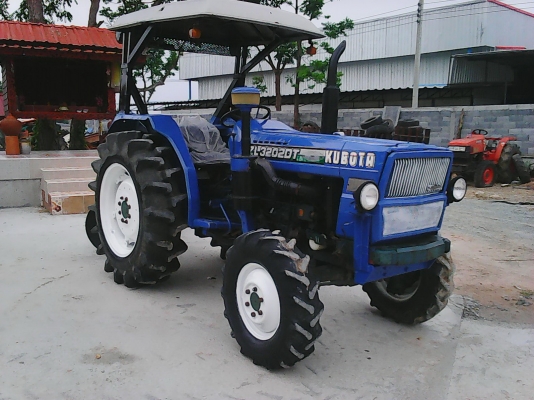ขาย KUBOTA L3202DT 4WD  พร้อมใช้งานพร้อมผานพรวน