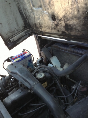 +++ขายโฟล์คลิฟท์ KOMATSU FG15-14  (รถนอก  ทำสีใหม่แล้วครับ)  ขนาด  1.5  ตัน  เครื่องยนต์เบนซิน   เสา  3 เมตร  เกียร์ธรรมดา  งา 1,070  มม.  ยางลมครับ