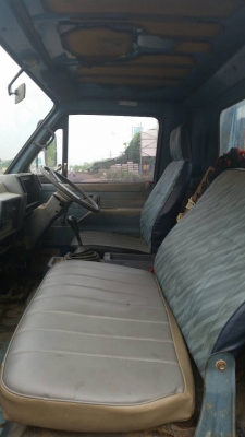 ขายรถ6ล้อNPRพาวเวอร์ คัชซีสวยไม่ผุ เกียร์สั้น เอกสารพร้อมโอน สนใจติดต่อ 080-6331098