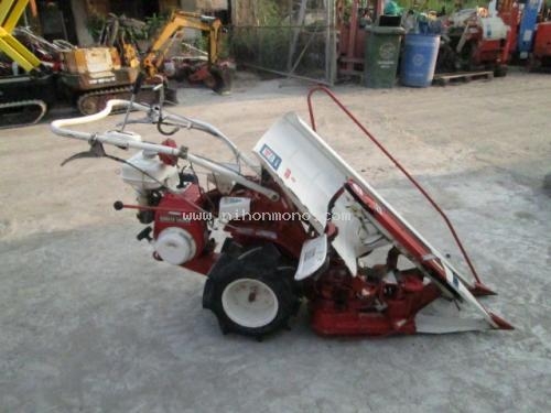 รถเกี่ยวข้าวเดินตาม KUBOTA HE305A รหัสสินค้า : 14001683 หรือเพิ่มเติมไดที่ www.nihonmono.com รถเกี่ยวข้าวเดินตาม KUBOTA HE305A รหัสสินค้า : 14001683 หรือเพิ่มเติมไดที่ www.nihonmono.com