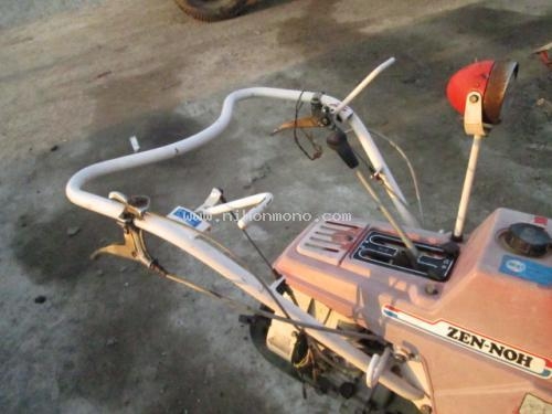 รถเกี่ยวข้าวเดินตาม   YANMAR    YB302      รหัสสินค้า : 14001684   หรือเพิ่มเติมไดที่ www.nihonmono.com