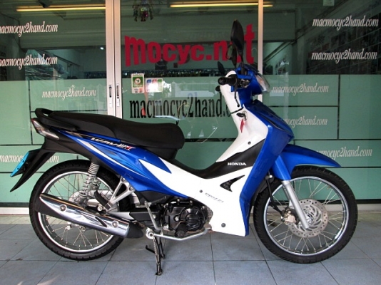 wave 110 i  สีนํ้าเงิน ขาว  สต๊าทเท้า รถดือน ธันวาคม ปี 56 ไมล์ 8 พันโล  แถม 2 รายการ 26900