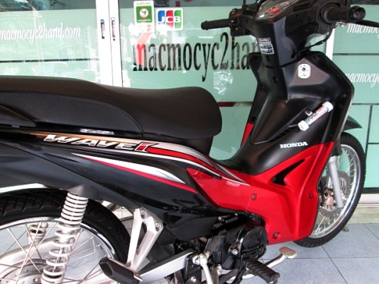 wave 110 i สีดำแดงโฉมใหม่ รถดือน ตุลาคม ปี 57 ไมล์ 240 โล รถใหม่ไมล์น้อยน้องๆป้ายแดง ฟรีโอน แถม 3 รายการ 34900
