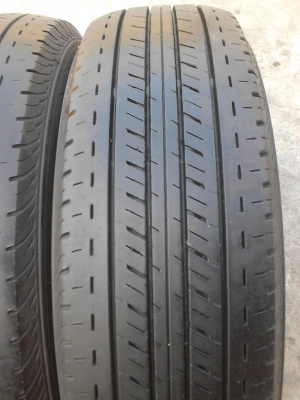 215/70R16 BRIDGESTONE DURAVIS R611  ชุด  4 เส้น  TEL.081-427-3941
