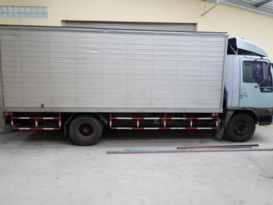 รถฮีโน่