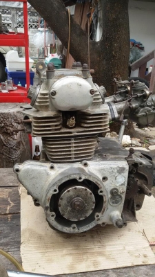 +++ ขายเครื่องCb175 สำหรับเอาไปปั้นต่อ++ขายแล้วครับ