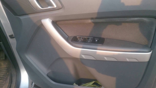 FORD RANGER 2.2 ปี56ธค งวดเหลือ560000 ไมล์12000โล งวดฝงะ8พัน FORD RANGER 2.2 ปี56ธค งวดเหลือ560000 ไมล์12000โล งวดฝงะ8พัน