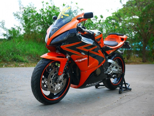 ขาย Cbr400 พร้อมทะเบียนแท้ แฟริ่ง Rc212 เครื่องดี ศูนย์ดี ระบบไฟสมบูรณ์ สีใหม่ พร้อมล้างคาร์บูเช็ควาว