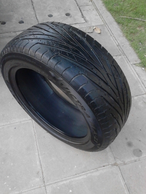 215/55R17 MAXXIS  ปี 2013  มี 1 เส้น TEL.081-427-3941