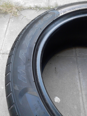 215/55R17 MAXXIS  ปี 2013  มี 1 เส้น TEL.081-427-3941