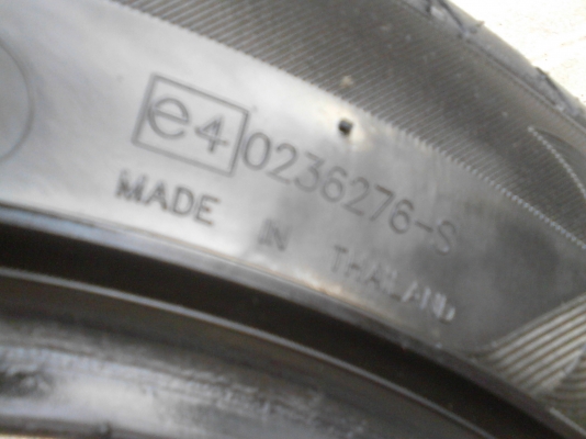 215/55R17 MAXXIS  ปี 2013  มี 1 เส้น TEL.081-427-3941