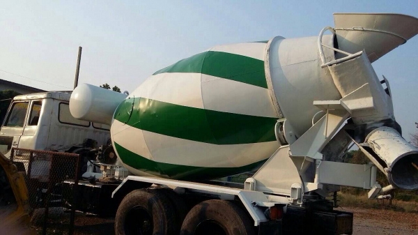 ขายรถบรรทุก 10 ล้อโม่ปูน HINO รถประกอบ เครื่อง EK100 260 แรงม้า โม่ BNK 7 คิว ราคา 750000