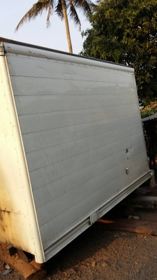 ตู้เย็นใส่รถดีแม็ค