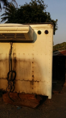 ตู้เย็นใส่รถดีแม็ค