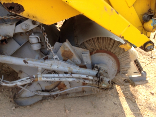 กระดองรถ6ล้อไม้กวาด