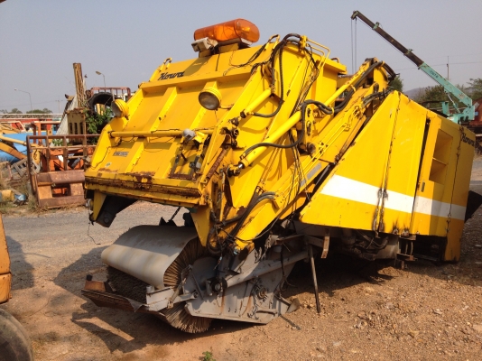 กระดองรถ6ล้อไม้กวาด