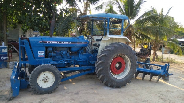 ประกาศขายรถไถนาฟอร์ด 250000 ราคาต่อลองได้ รถพร้อมใช้งาน สนใจมาดูรถก่อนได้ หรือโทรสอบถามรายละเอียด 0817575754 คุณสมาน ธรรมดิษฐ