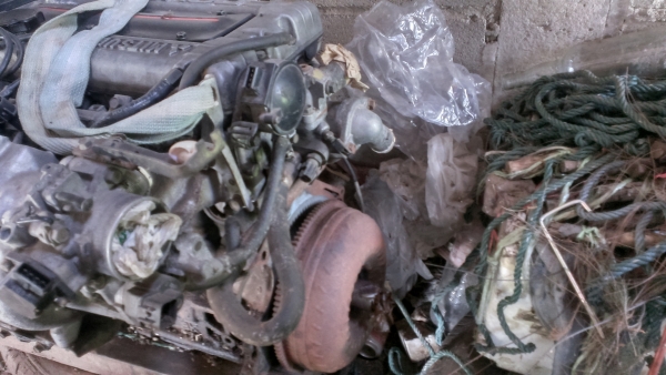 เครื่องพร้อมเกียร์ 4 G 63 เครื่องพร้อมเกียร์ 4 G 63