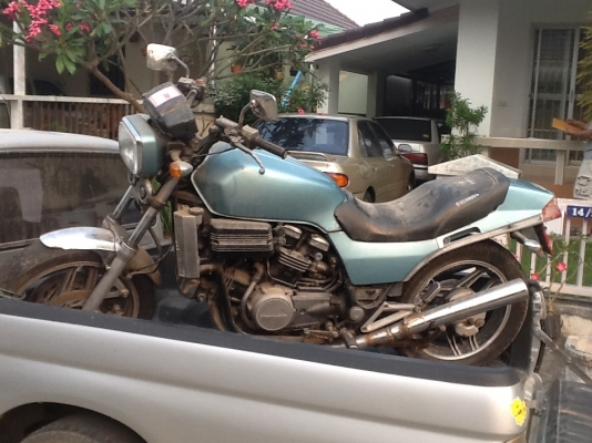 ขายHonda vf750 ทะเบียนแท้ 50000