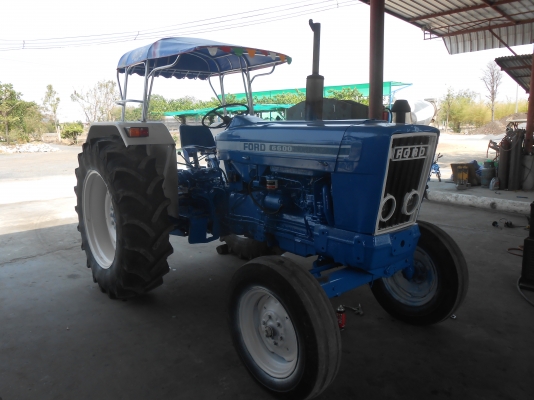 ขายด่วน รถไถ FORD 6600