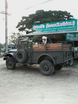 ร้านm601ขายdodge  m37สวยๆแต่งเต็มเดิมๆทะเบียนเต็ม