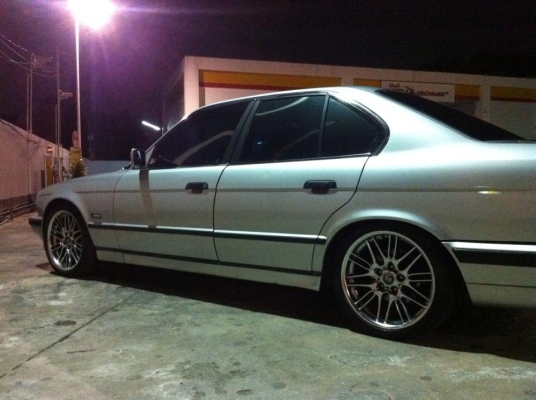 ขออนุญาติขาย BMW 525i BIG NOSE เจ้าของขายเอง