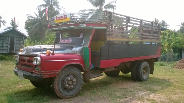 หัวยาว สภาพดีราคาไม่แรง รถใช้งานปกติดี โทร081 074 5778 ลุงโหนกรับสาย