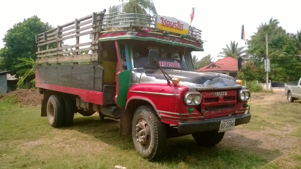 หัวยาว สภาพดีราคาไม่แรง รถใช้งานปกติดี โทร081 074 5778 ลุงโหนกรับสาย