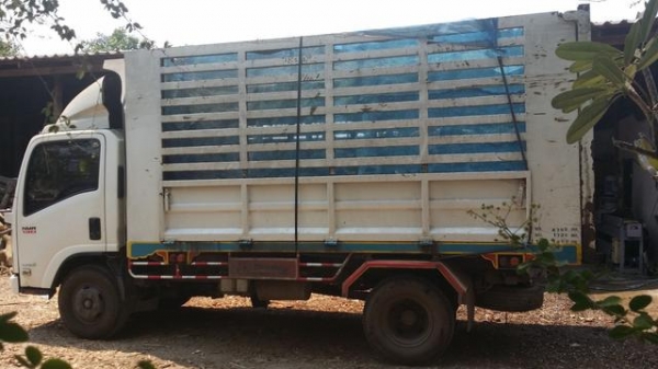 ขายหกล้อดั้ม ISUZU NMR130 ปี55