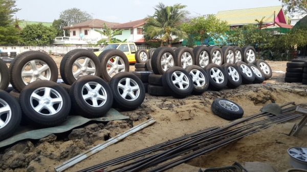 ล้อแม็ก วีครอสพร้อมยางปี13