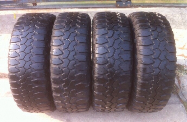 ขายยาง mud maxxis bighorn 265/75/16 ปรับเหลือ 3000 บาท