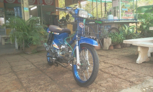 ขาย ดรีมคุรุ เครื่องเวฟ125 สภาพสวยๆ เครื่องเเรงๆ(สำเนาทะเบียนโครง) ค่าตัว 11500 บาท โทรสอบถาม 089-8054390 โอ๋ อยู่จังหวัด ลพบุรี