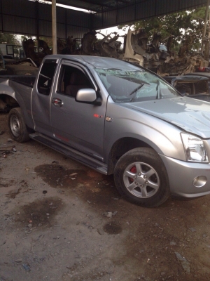 ดีเเมกค์เเคป ปี09 SLX เครื่อง2500 สภาพติดเครื่องขับได้เลยช่วงล่างไม่มีเสียหายโอนลอยบุคคล