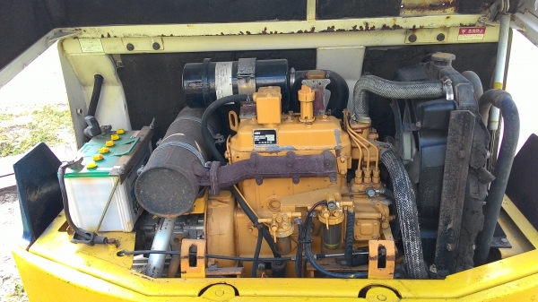 ขายด่วน Komatsu PC 30-6 เก่า ญี่ปุ่น ปั๊มเฟือง   ยังไม่เคยใช้งานในไทย  ชั่วโมงการทำงานน้อยมากๆๆ   โทร 081-3848169  คมศักดิ์  เผ่าพงศ์ษา