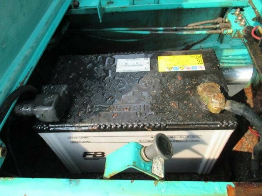 ขายด่วน Komatsu PC 40-7 เก่า ญี่ปุ่น  แทรคยาง   มีเก๋งพร้อม    ยังไม่เคยใช้งานในไทย   โทร 081-3848169  คมศักดิ์  เผ่าพงศ์ษา