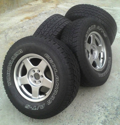 ขายล้อ ลาย BRADLEY รูตรง NAVARA พร้อมยาง A/T 265/70R16