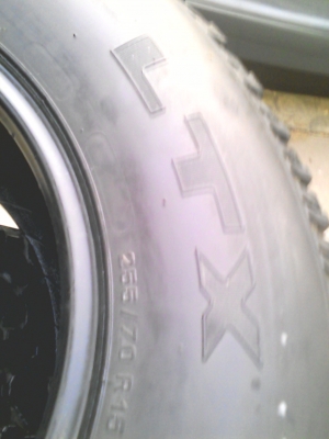 255/70R15 MICHELIN LTX A/T มี 2 เส้น TEL.081-427-3941