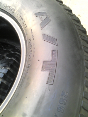 255/70R15 MICHELIN LTX A/T มี 2 เส้น TEL.081-427-3941
