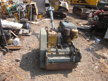 ขาย - รถบด ดิน บดถนน แบบเดินตาม SAKAI เครื่องยนต์ ดีเซล  ราคาโปรโมชั่นครับ เก่าญี่ปุ่นแท้