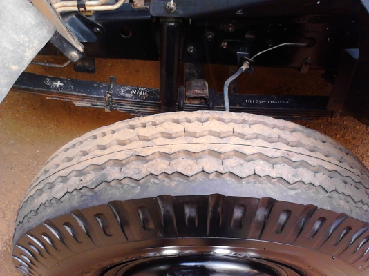 ขายรถบรรทุกหกล้อ MEGA  ซีรี่500 FC9JJKA 150 แรง  สราคา 950000  ต่อรองได้ สนใจโทร 0836242470 ฉลองสุโขทัย