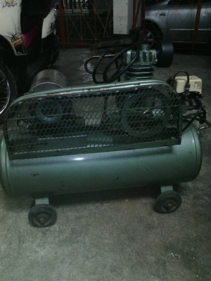 ขายปั้มลมสูบเดียวมอเตอร์1/4เเรงราคา2500บาท