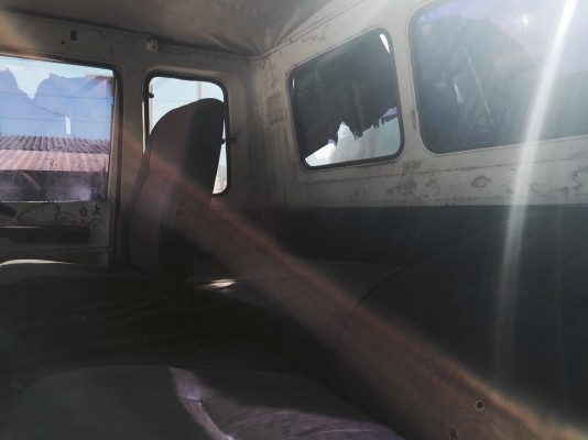 รถน้ำ2เพลา...ขายตามสภาพHino FM17. เครื่องเดิม168แรง เครื่องEh700.  เล่มพร้อม ม.79ไว้